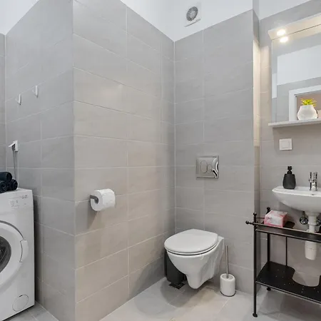 Apartamento Gvitown Cosy Retreat Vitan